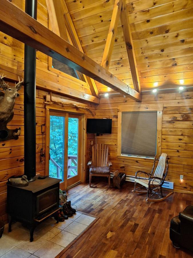 Neshannock Creekside Log Cabin Volant エクステリア 写真